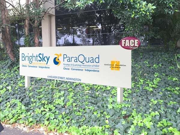 ParaQuad in-ground sign